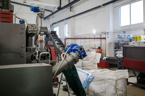 机械设备进口清关最快多久？报关行带你解密时间管控技巧